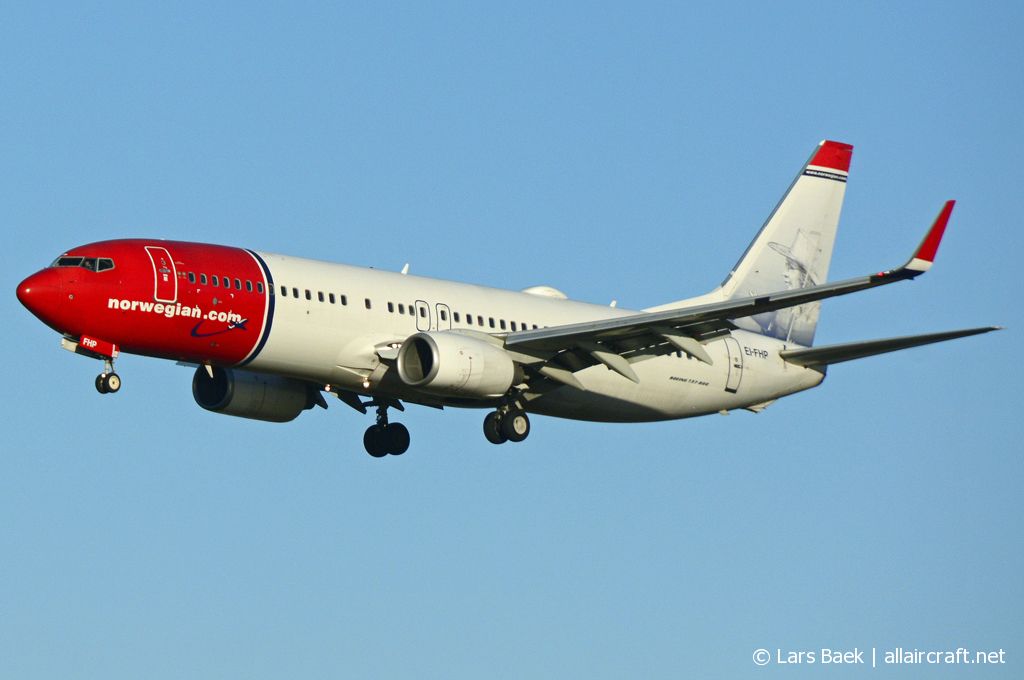EI-FHP (40865) 2010 Boeing 737-8JP WL