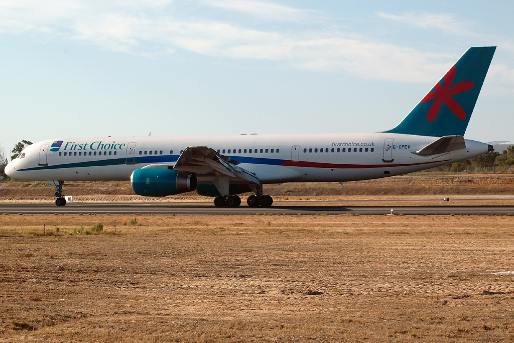 G-CPEV (29943) 1999 Boeing 757-236