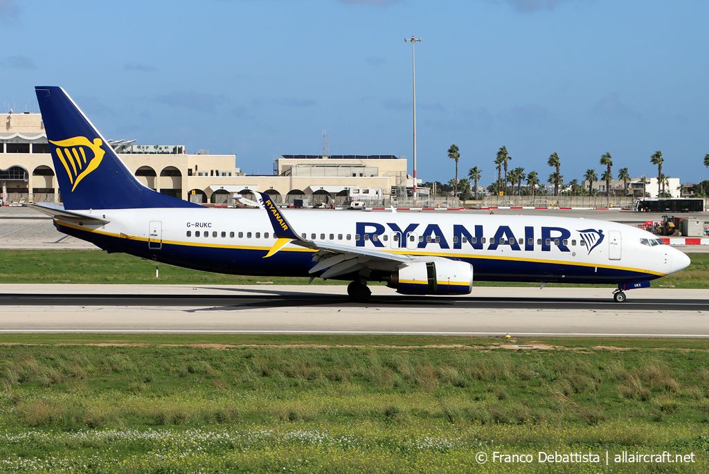 G-RUKC · Boeing 737-8AS(WL) · (MLA / LMML)