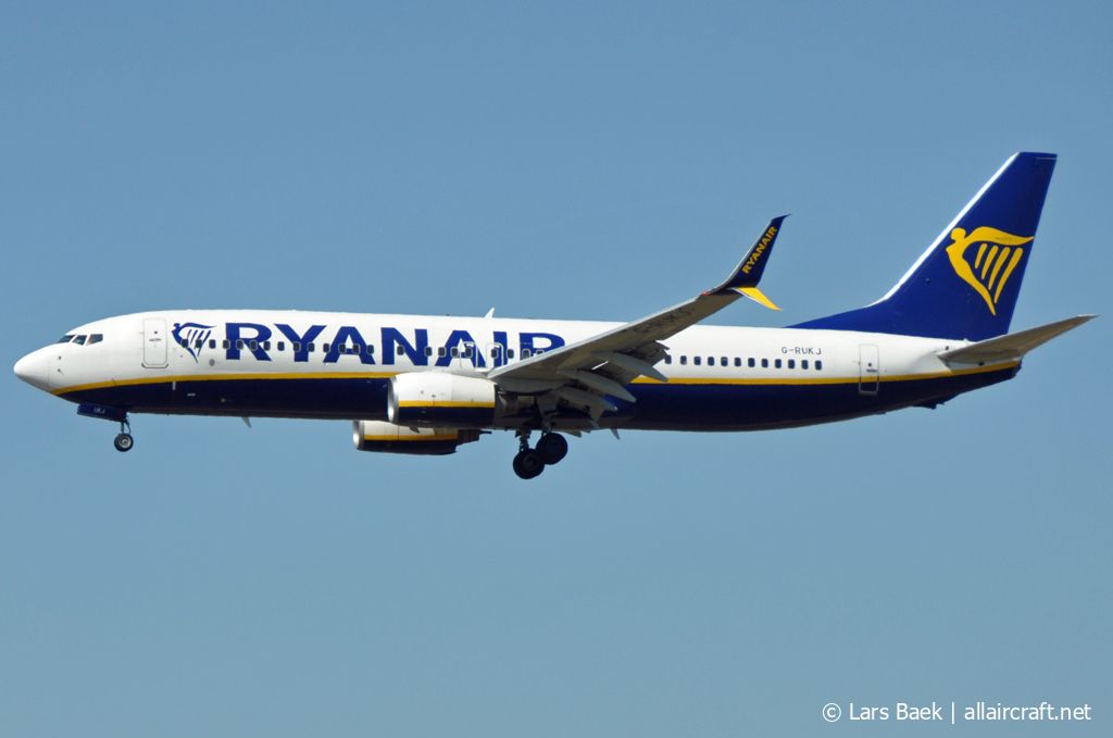 G-RUKJ (36576) 2008 Boeing 737-8AS(WL)