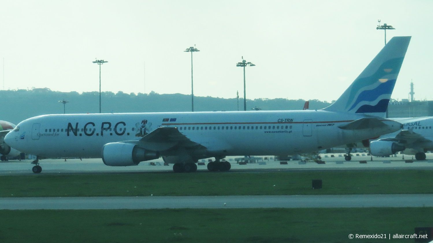 CS-TRW · Boeing 767-35D/ER · (LIS / LPPT)