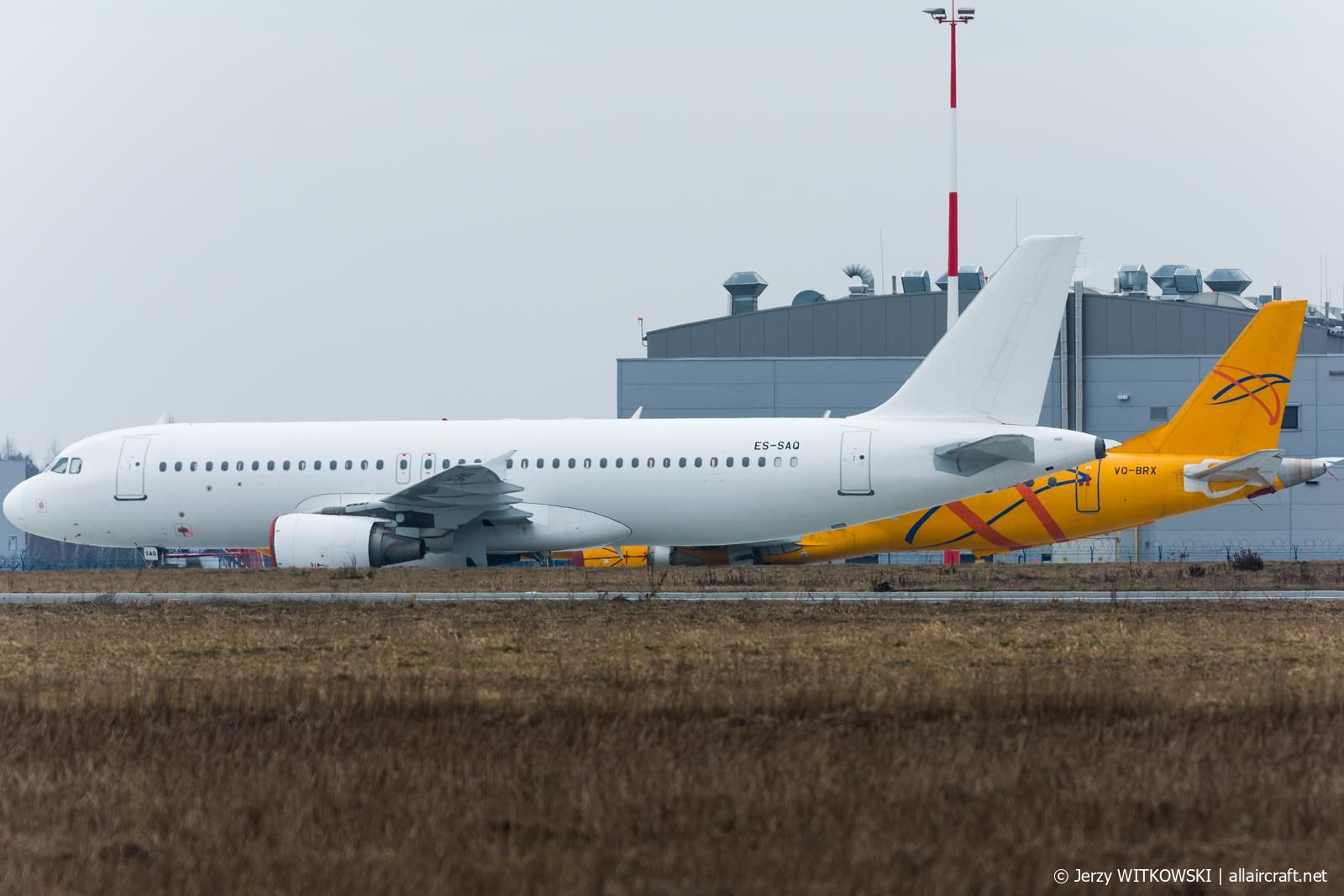 ES-SAQ (984) 1999 Airbus A320-214