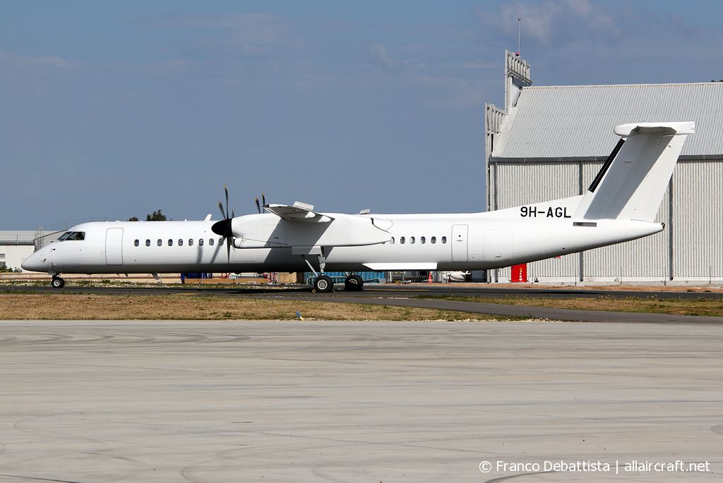 9H-AGL · Bombardier Dash 8-Q402 · (MLA / LMML)