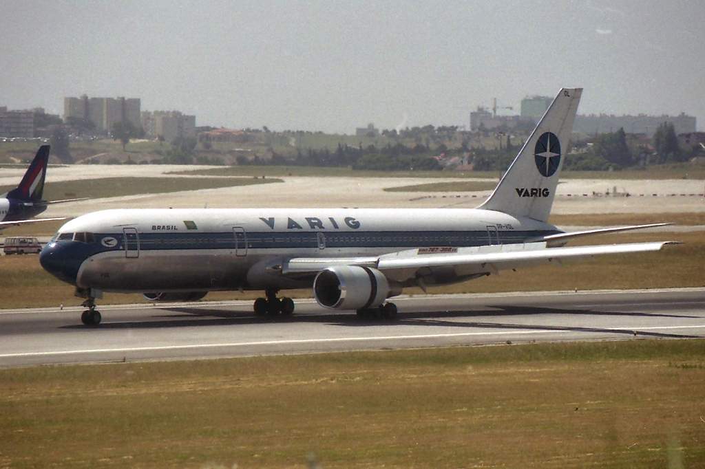 PP-VOL · Boeing 767-341/ER · (LIS / LPPT)