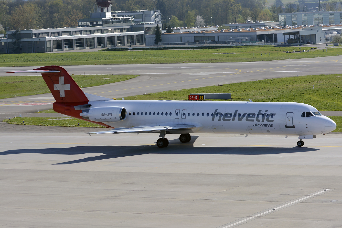 HB-JVI · Fokker 100 · (ZRH / LSZH)