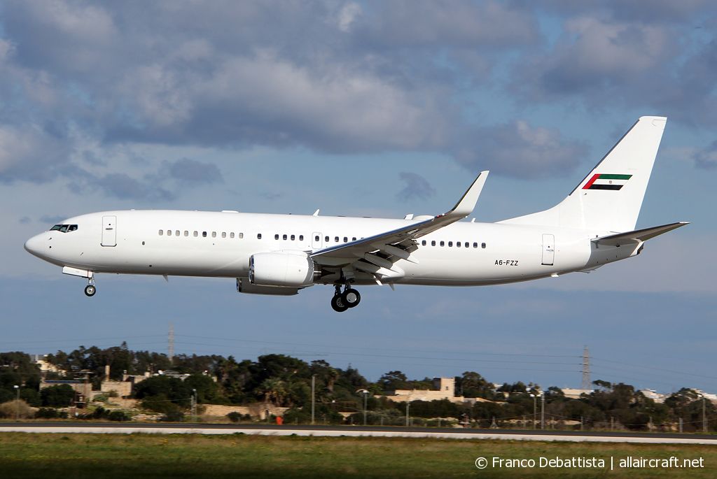A6-FZZ · Boeing 737-8KN(WL) · (MLA / LMML)