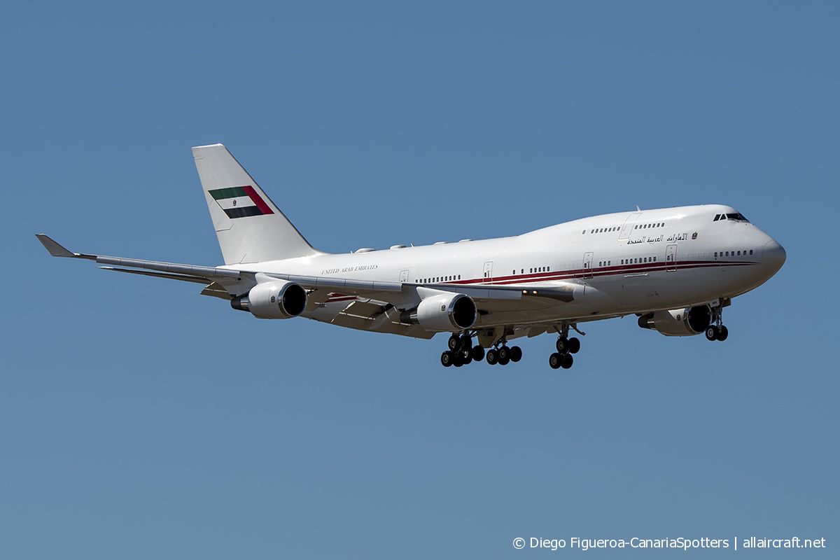 A6-HMM (28551) 1997 Boeing 747-48E(M)