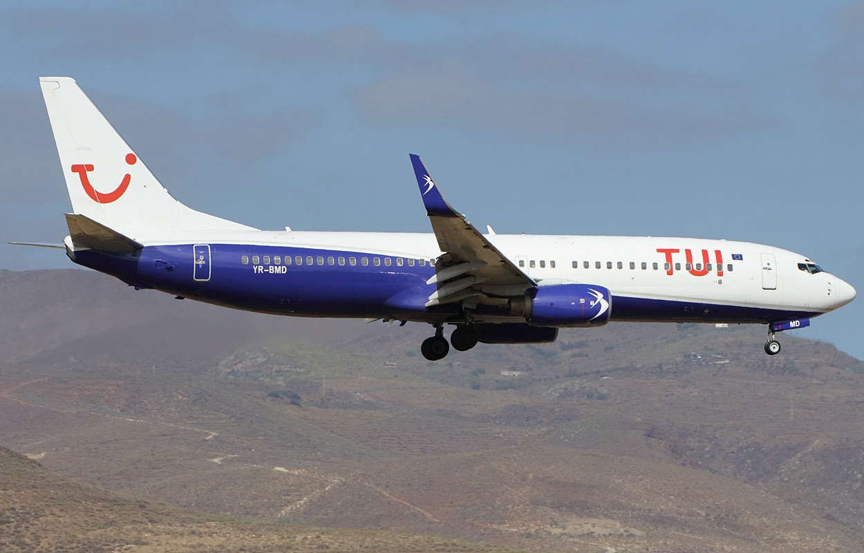 YR-BMD · Boeing 737-85F(WL) · (LPA / GCLP)