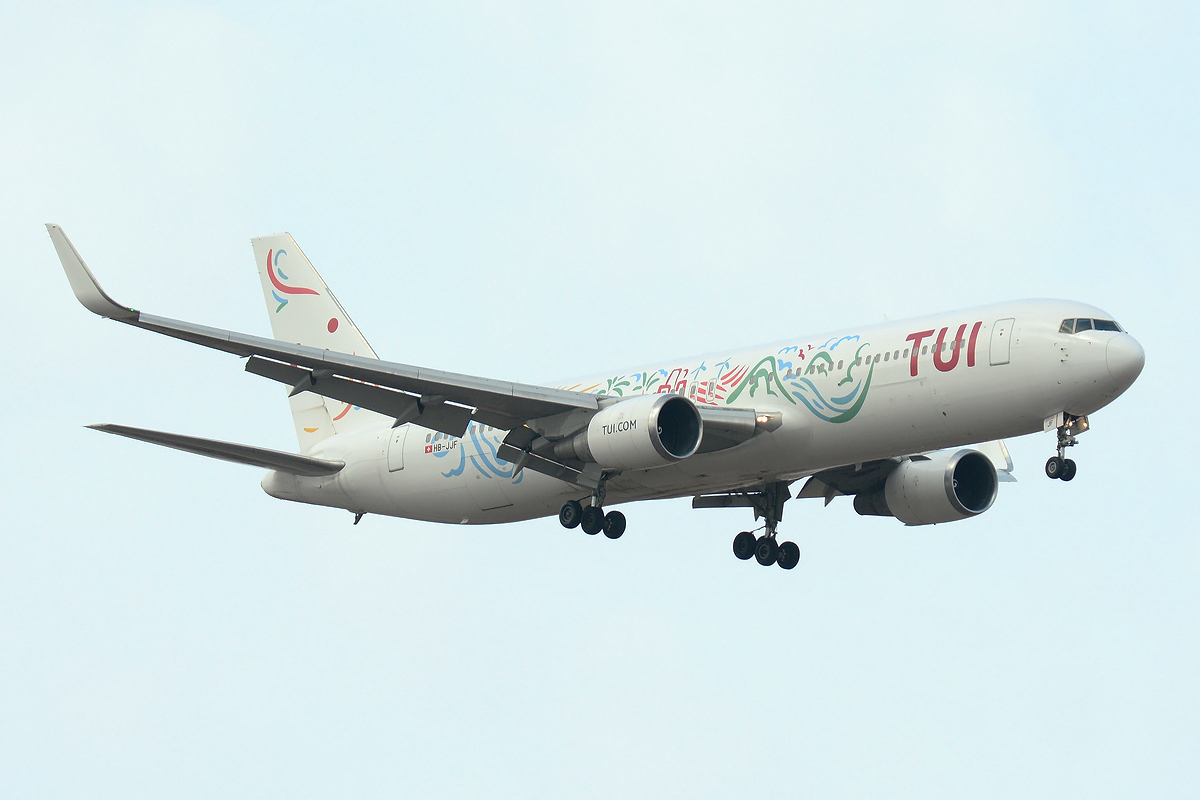 HB-JJF · Boeing 767-316(ER)(WL) · (LPA / GCLP)