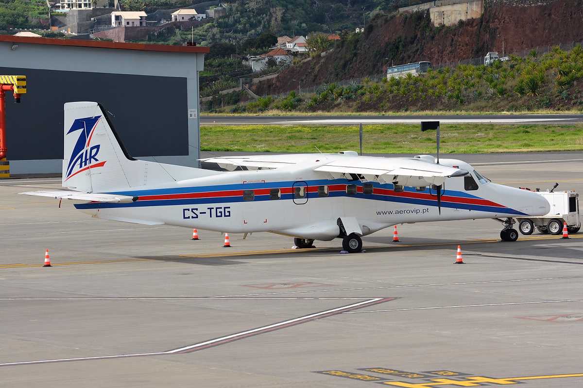 CS-TGG · Dornier Do-228-202 · (FNC / LPMA)
