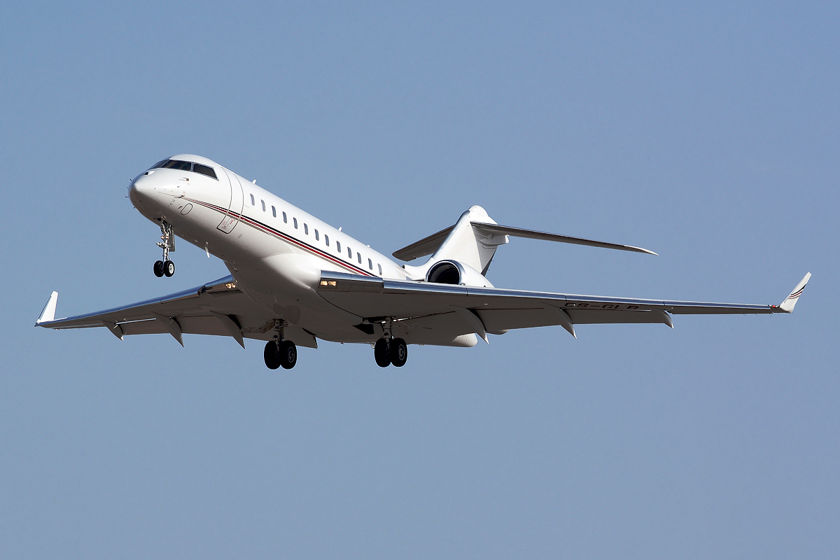 CS-GLB · Bombardier BD-700-1A10 Global 6000 · (LPA / GCLP)