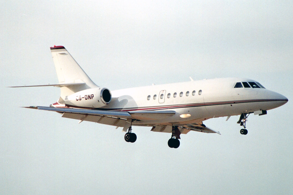 CS-DNP · Dassault Falcon 2000 · (FAO / LPFR)