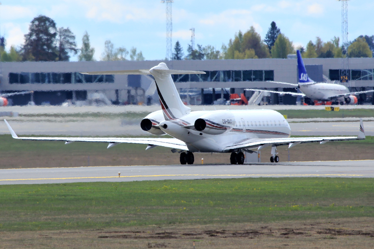 CS-GLC · Bombardier BD-700-1A10 Global 6000 · (OSL / ENGM)