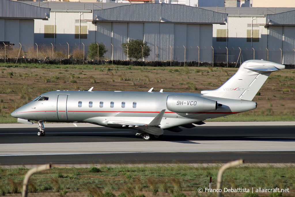 9H-VCO · Bombardier BD-100-1A10 Challenger 350 · (MLA / LMML)