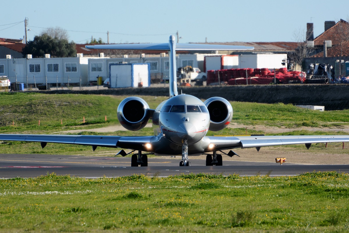 9H-VJJ (9604) 2014 Bombardier Global 6000