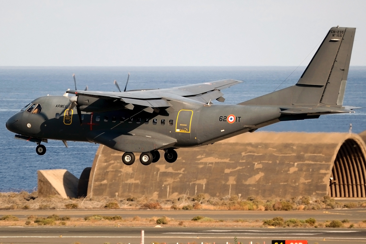 165 · CASA CN-235-200M · (LPA / GCLP)