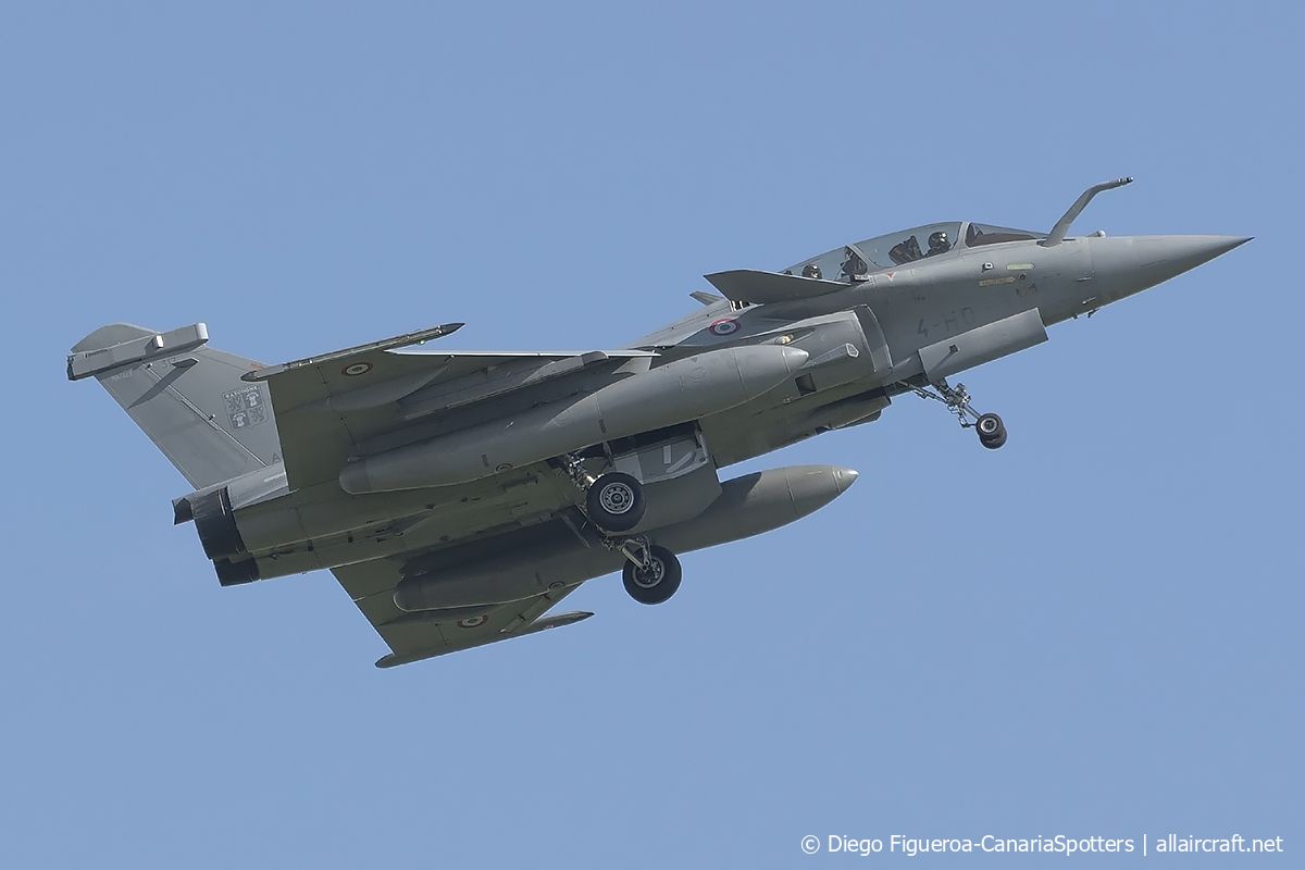 317 / 4-HO · Dassault Rafale B · (LFPM)