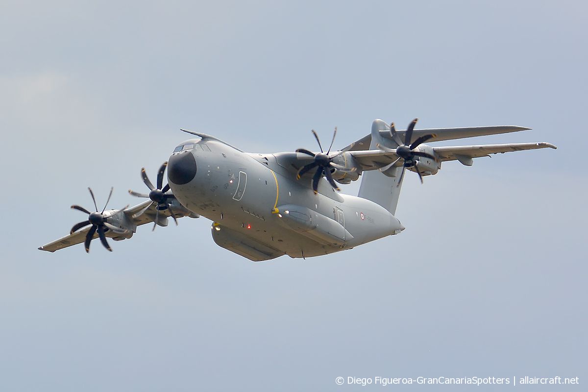 F-RBAA (007) 2013 Airbus A400M-180