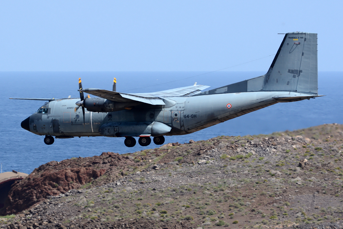 R208 · Transall C-160R · (LPA / GCLP)