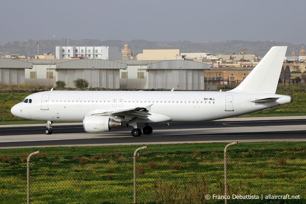 9H-MLL (5372) 2012 Airbus A320-214