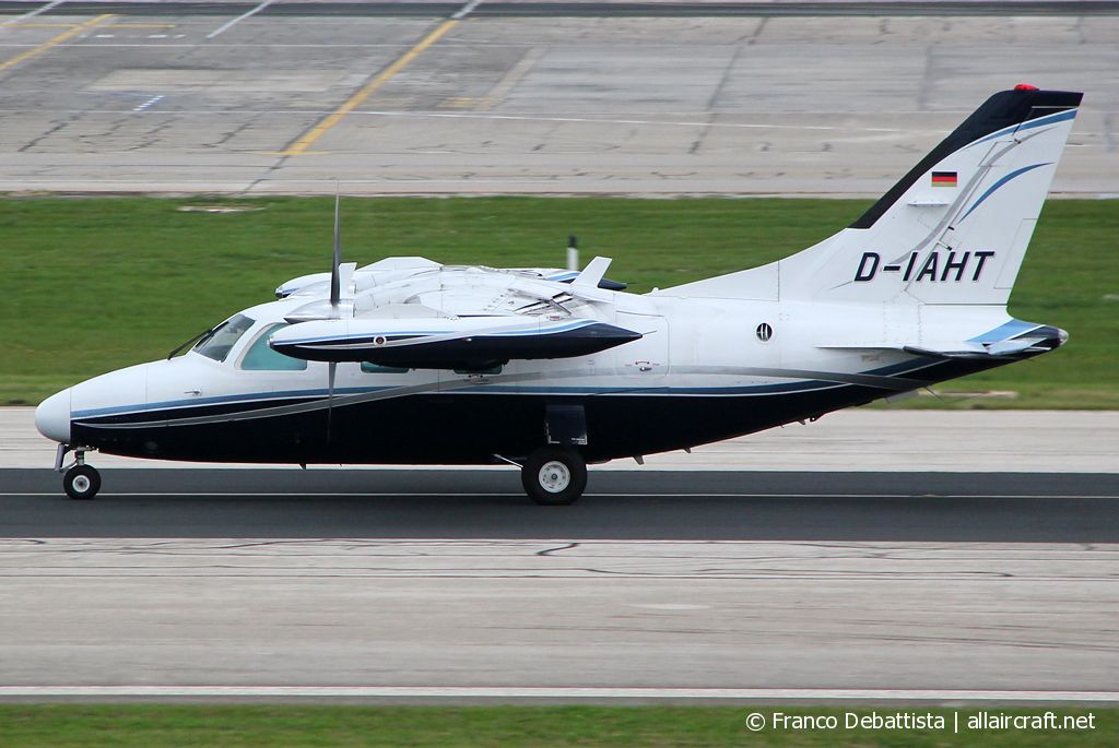 D-IAHT (352SA) 1977 Mitsubishi MU-2B-26A