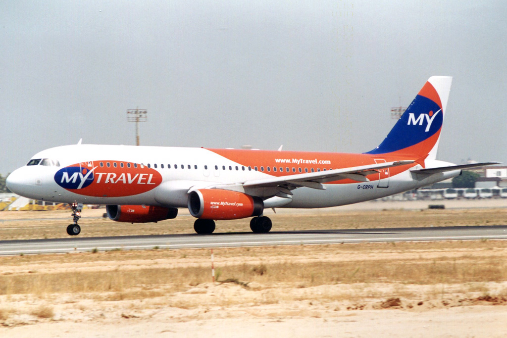 G-CRPH (424) 1993 Airbus A320-231