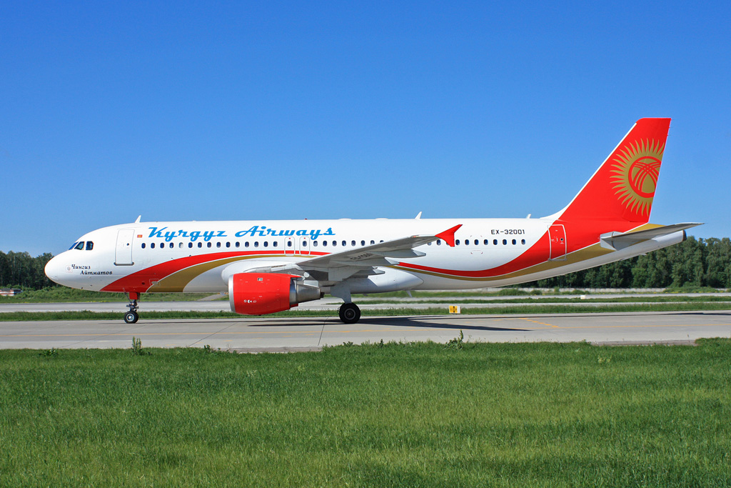 EX-32001 · Airbus A320-212 · (DME / UUDD)