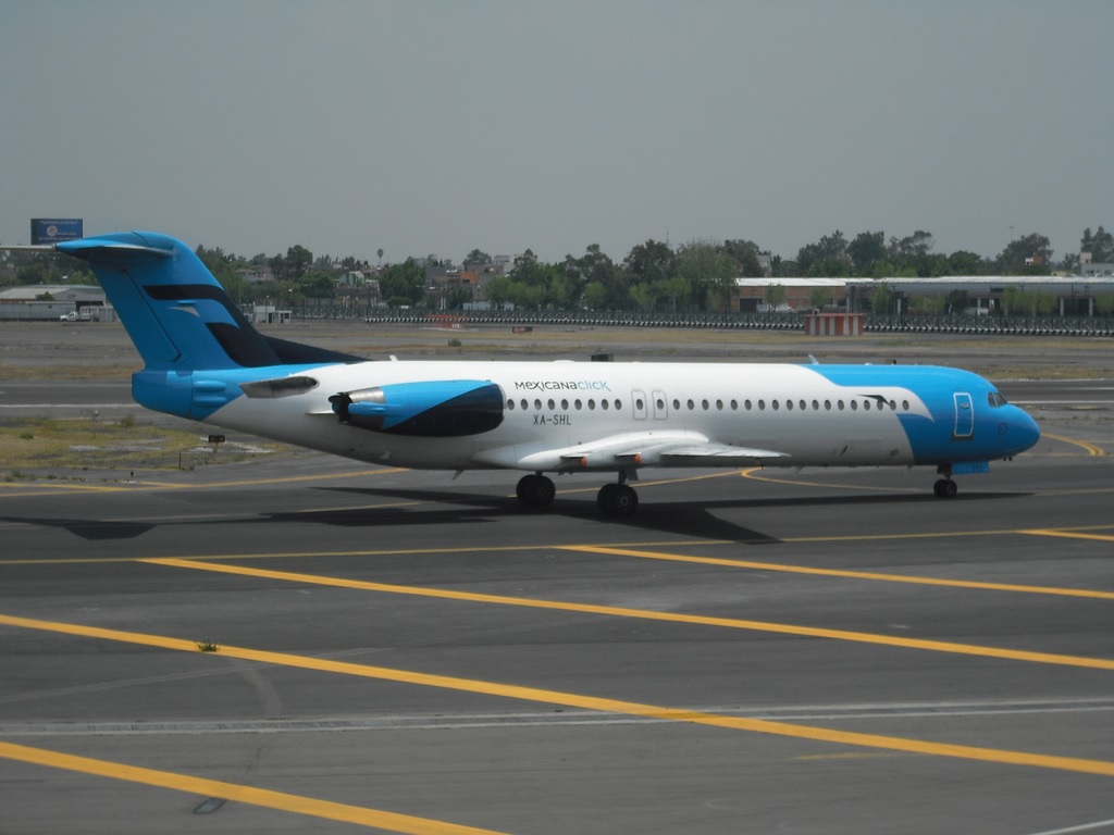 XA-SHL (11337) 1991 Fokker 100