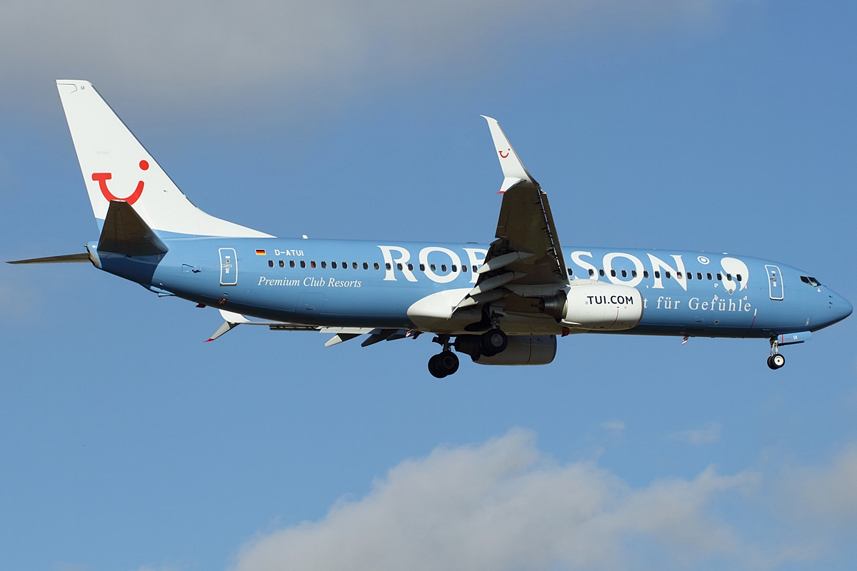 D-ATUI · Boeing 737-8K5(WL) · (LPA / GCLP)