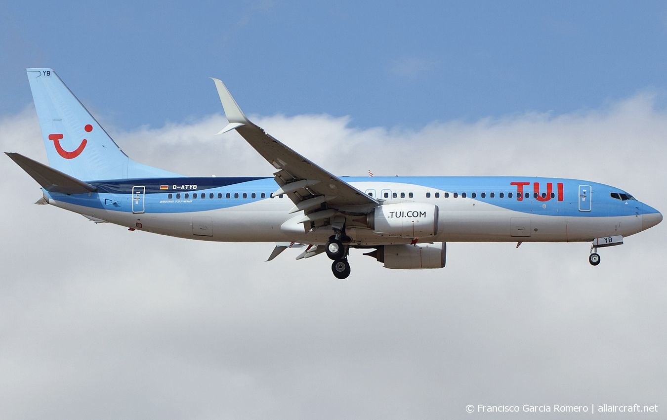 D-ATYB · Boeing 737-8K5(WL) · (LPA / GCLP)