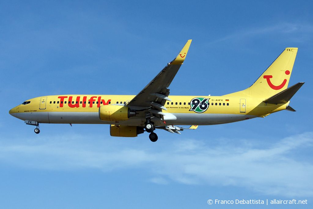 D-AHFK (27991) 1999 Boeing 737-8K5(WL)