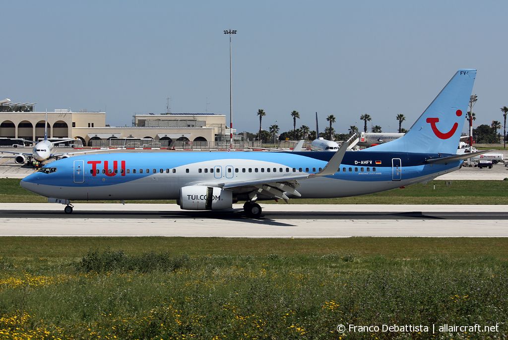 D-AHFV · Boeing 737-8K5(WL) · (MLA / LMML)