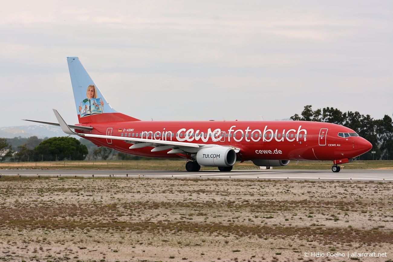 D-ABMV (37785) 2013 Boeing 737-86J(WL)