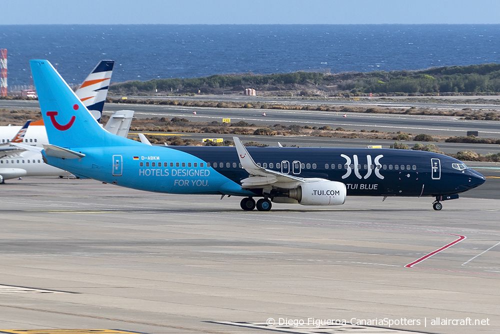 D-ABKM (37755) 2010 Boeing 737-86J(WL)