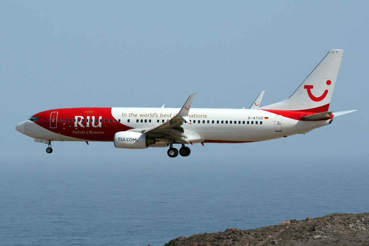 D-ATUZ · Boeing 737-8K5(WL) · (LPA / GCLP)