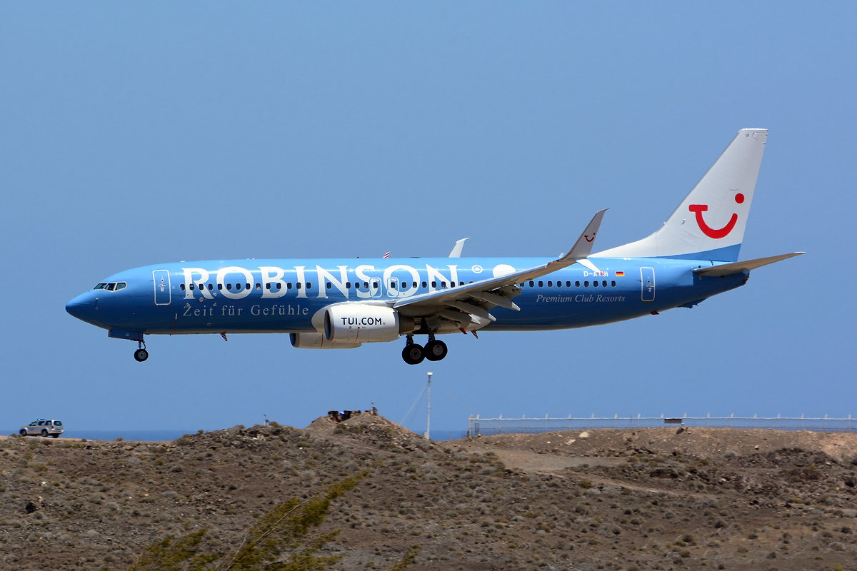 D-ATUI (37252) 2011 Boeing 737-8K5(WL)