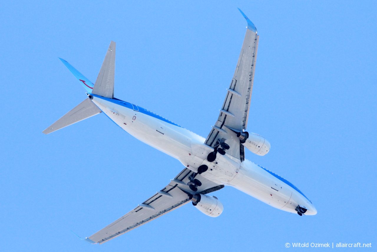 D-ASUN (33023) 2005 Boeing 737-8BK(WL)