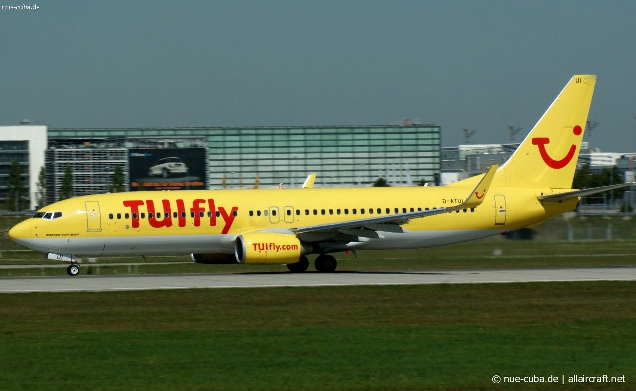 D-ATUI (37252) 2011 Boeing 737-8K5(WL)