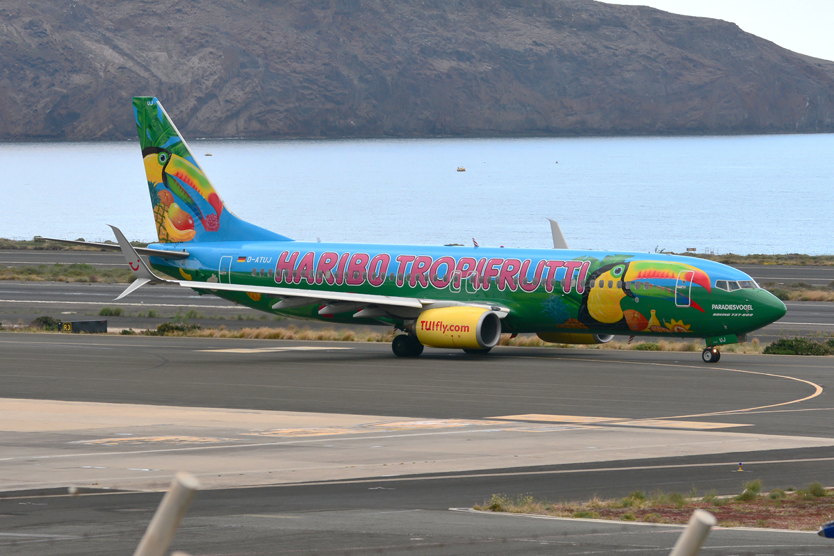 D-ATUJ · Boeing 737-8K5 · (LPA / GCLP)