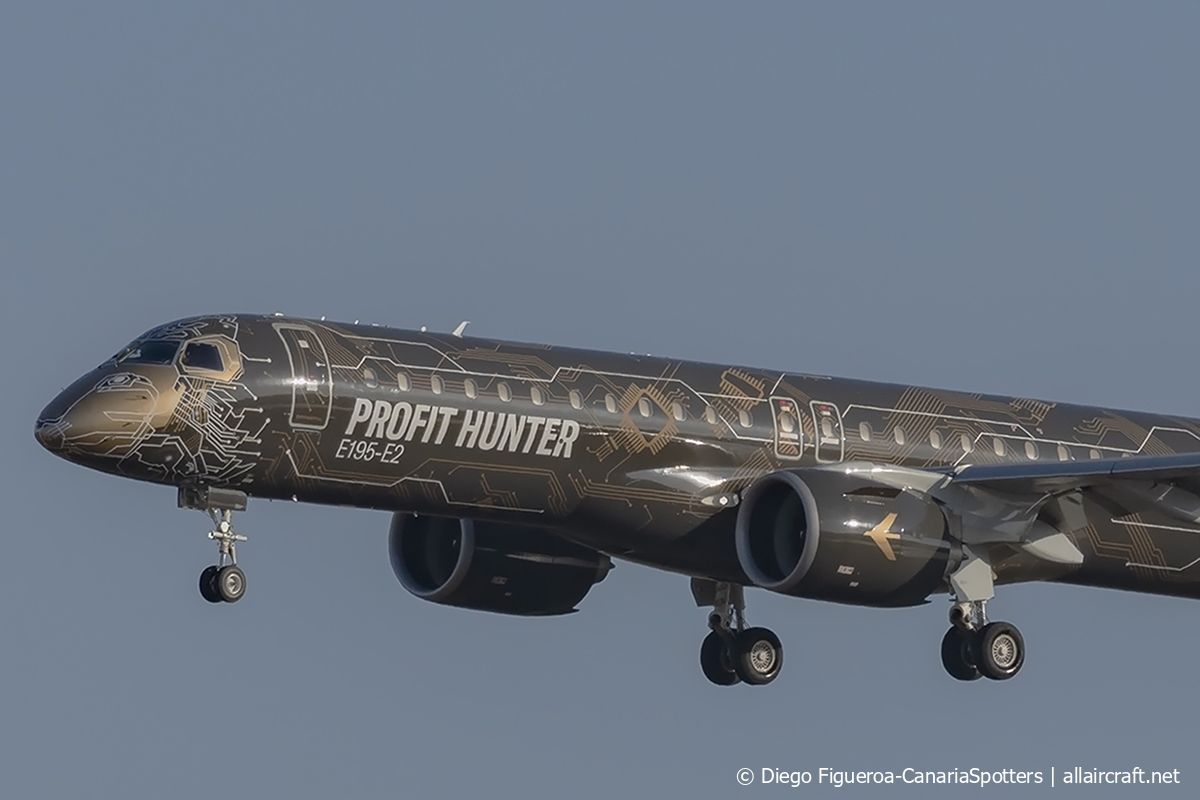 PR-ZIQ (19020041) Embraer 190-400STD