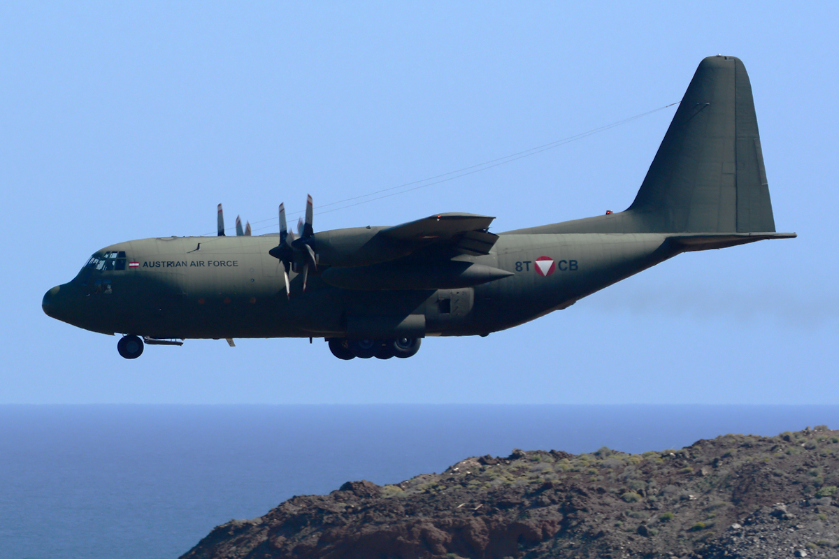 8T-CB · Lockheed C-130K Hercules · (LPA / GCLP)