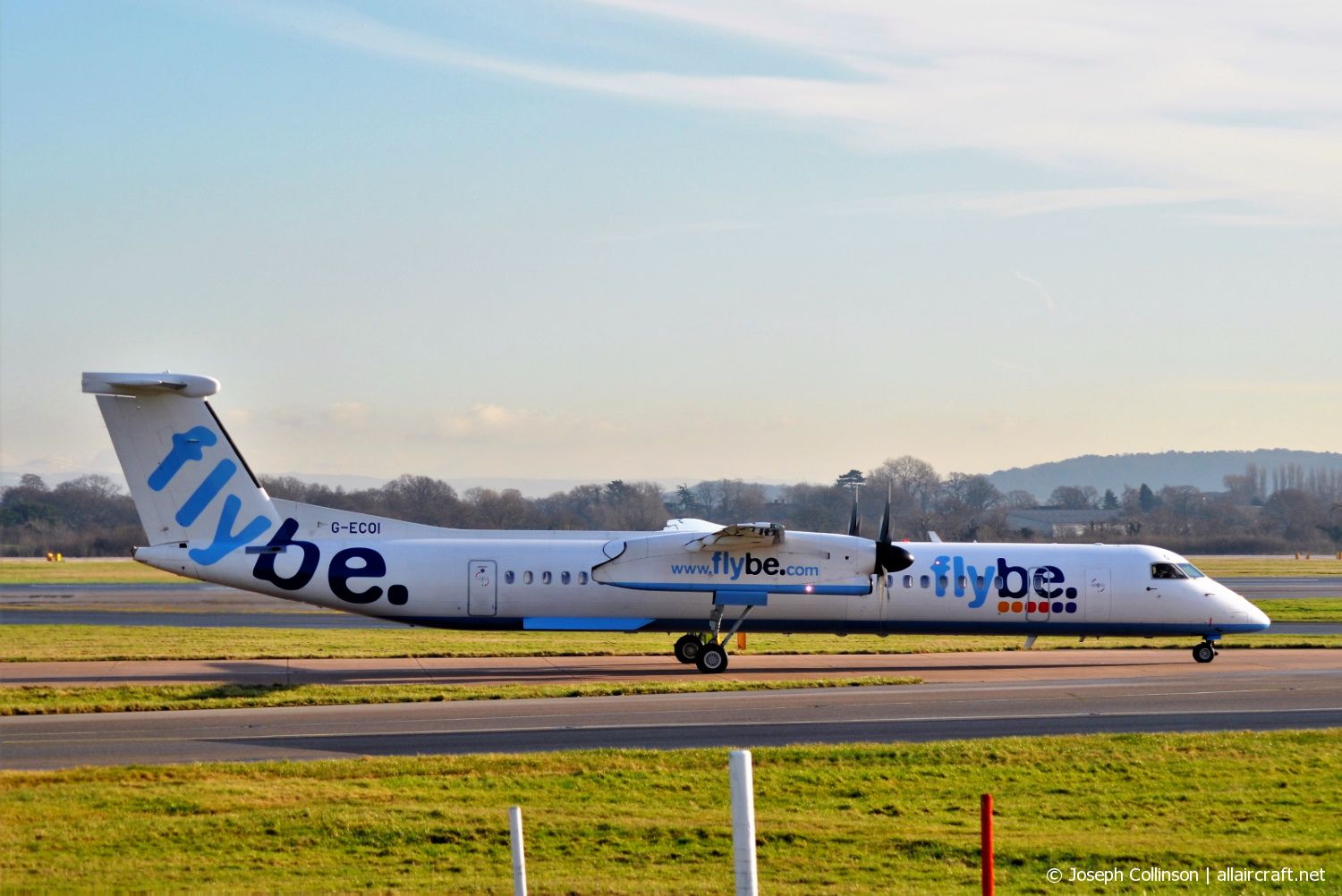 G-ECOI (4224) Bombardier Dash 8-Q402