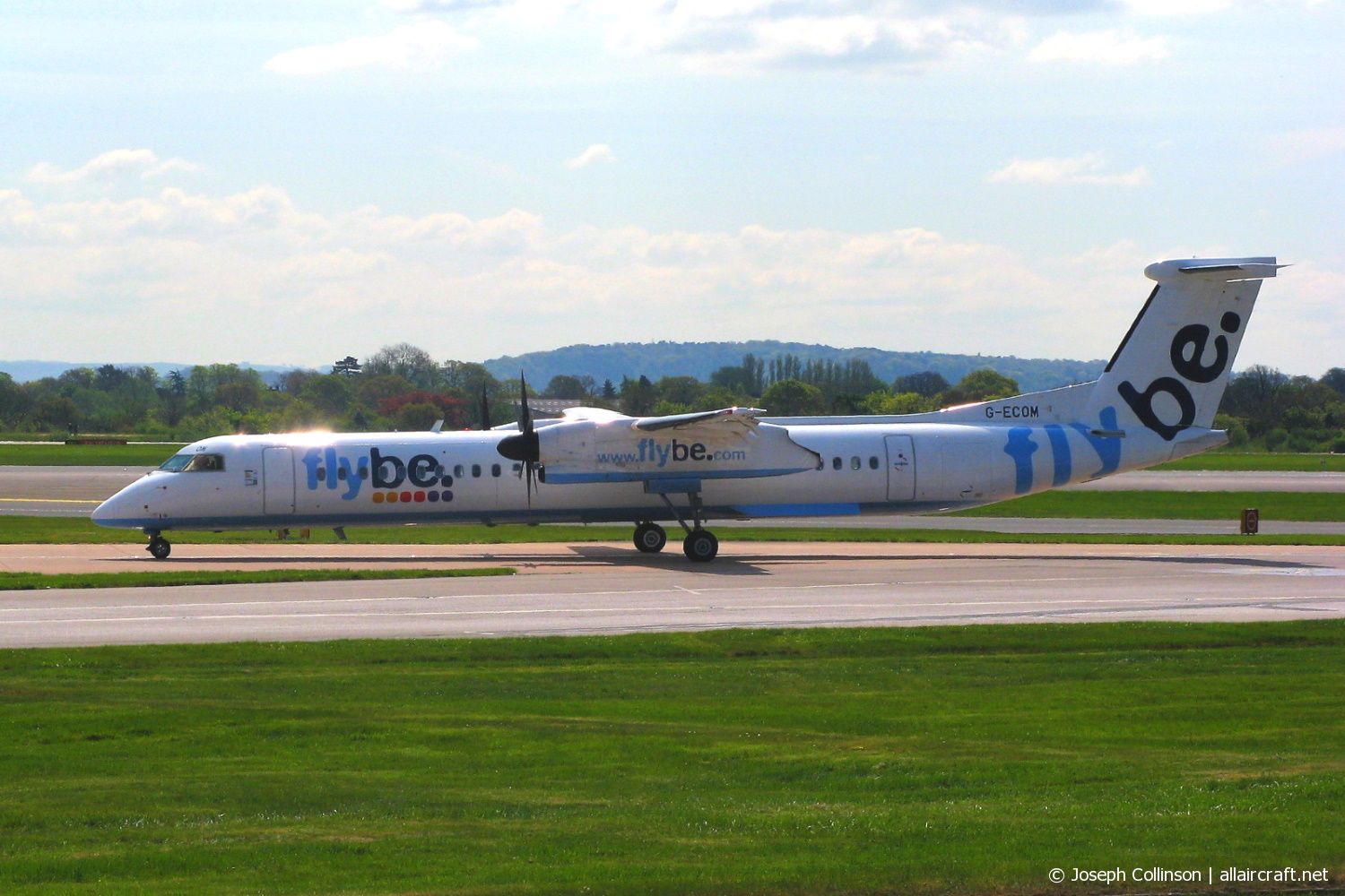 G-ECOM · Bombardier Dash 8-Q402 · (MAN / EGCC)