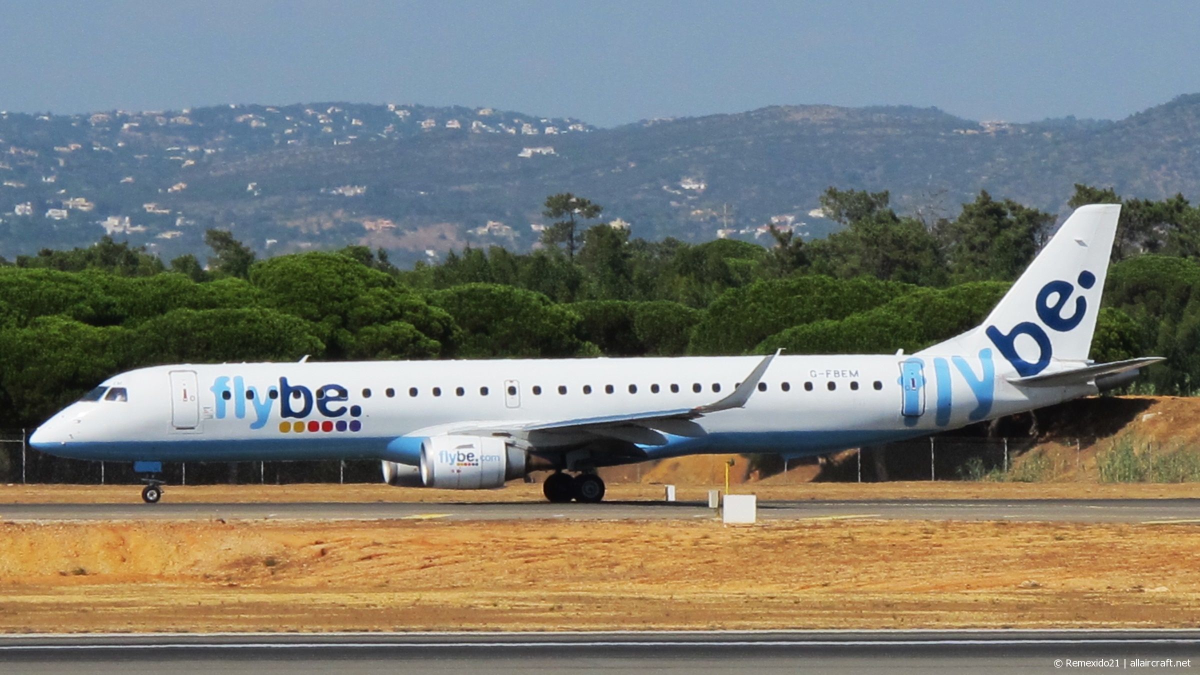 G-FBEM · Embraer 190-200LR · (FAO / LPFR)