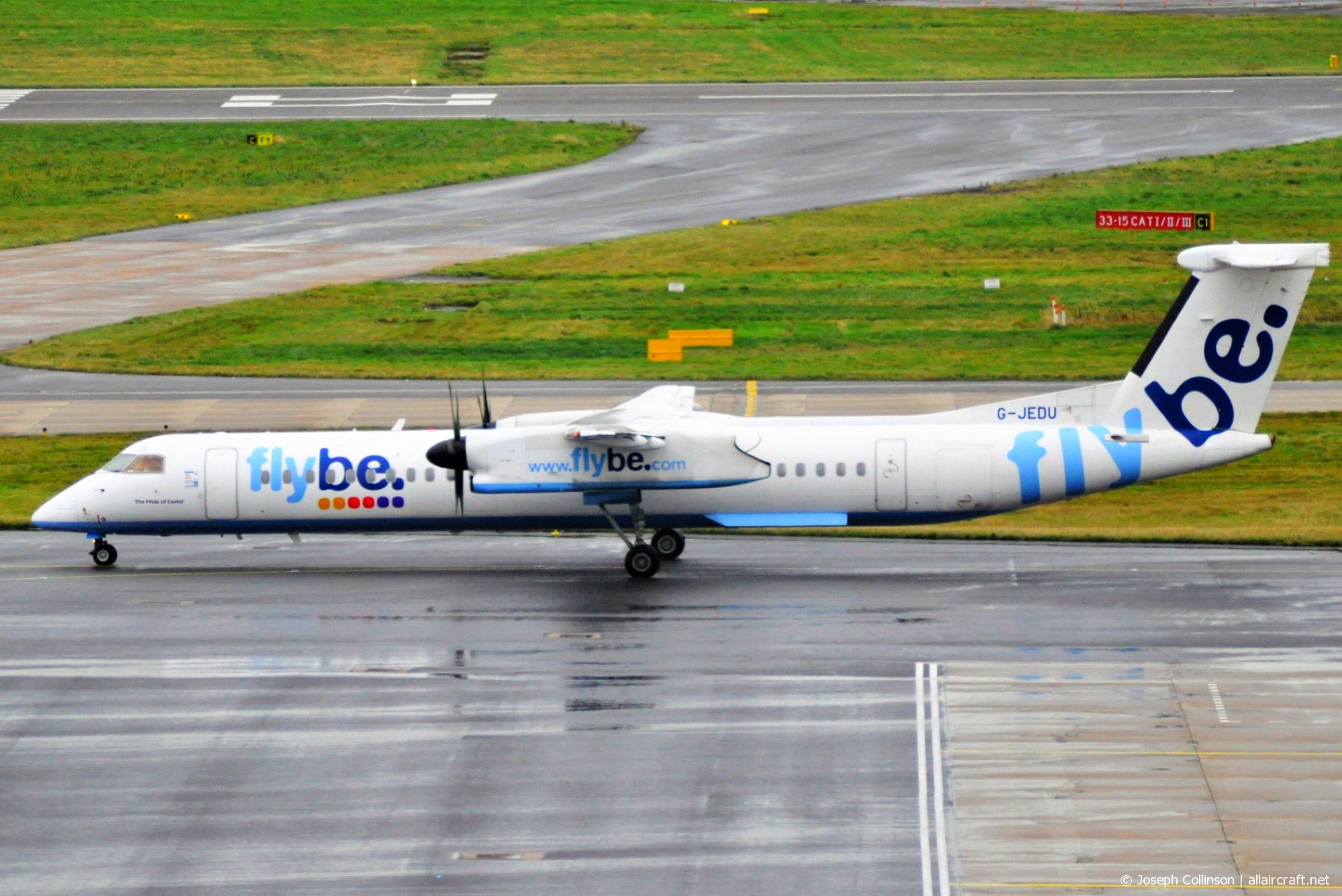G-JEDU (4089) Bombardier Dash 8-Q402