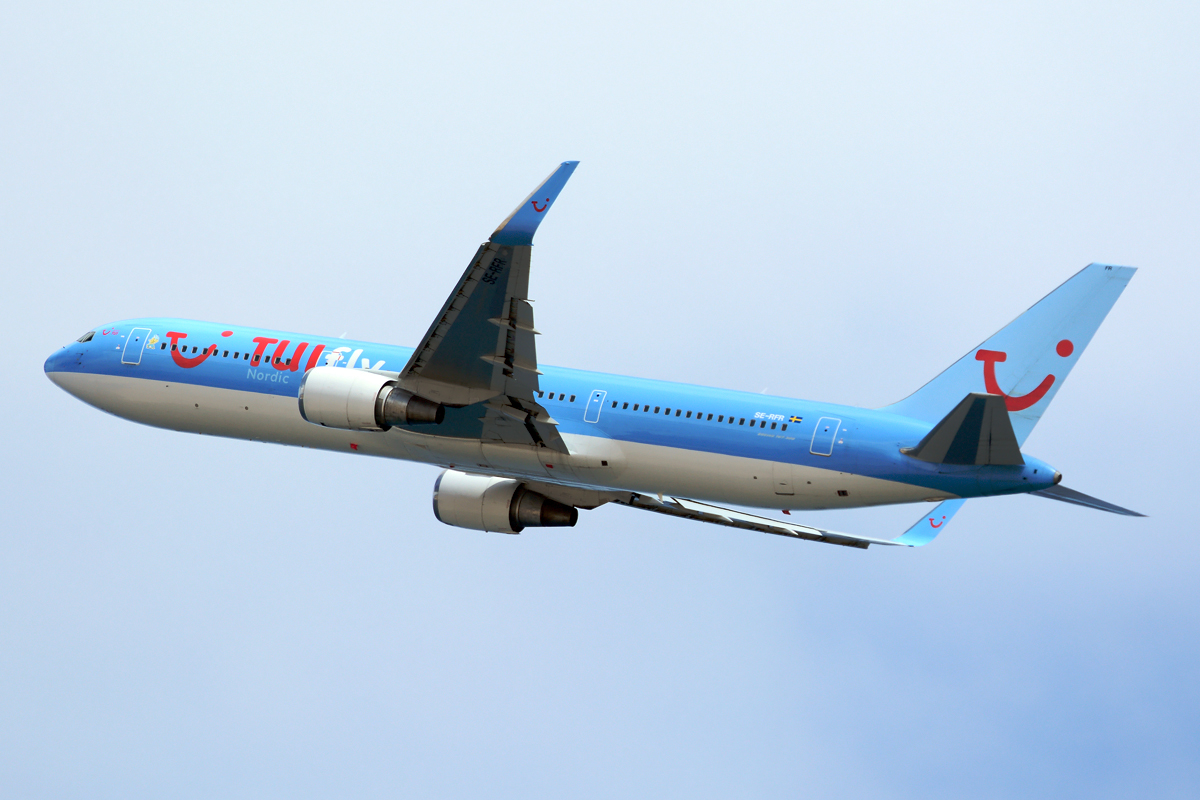 SE-RFR (29617) 1999 Boeing 767-38A(ER)(WL)