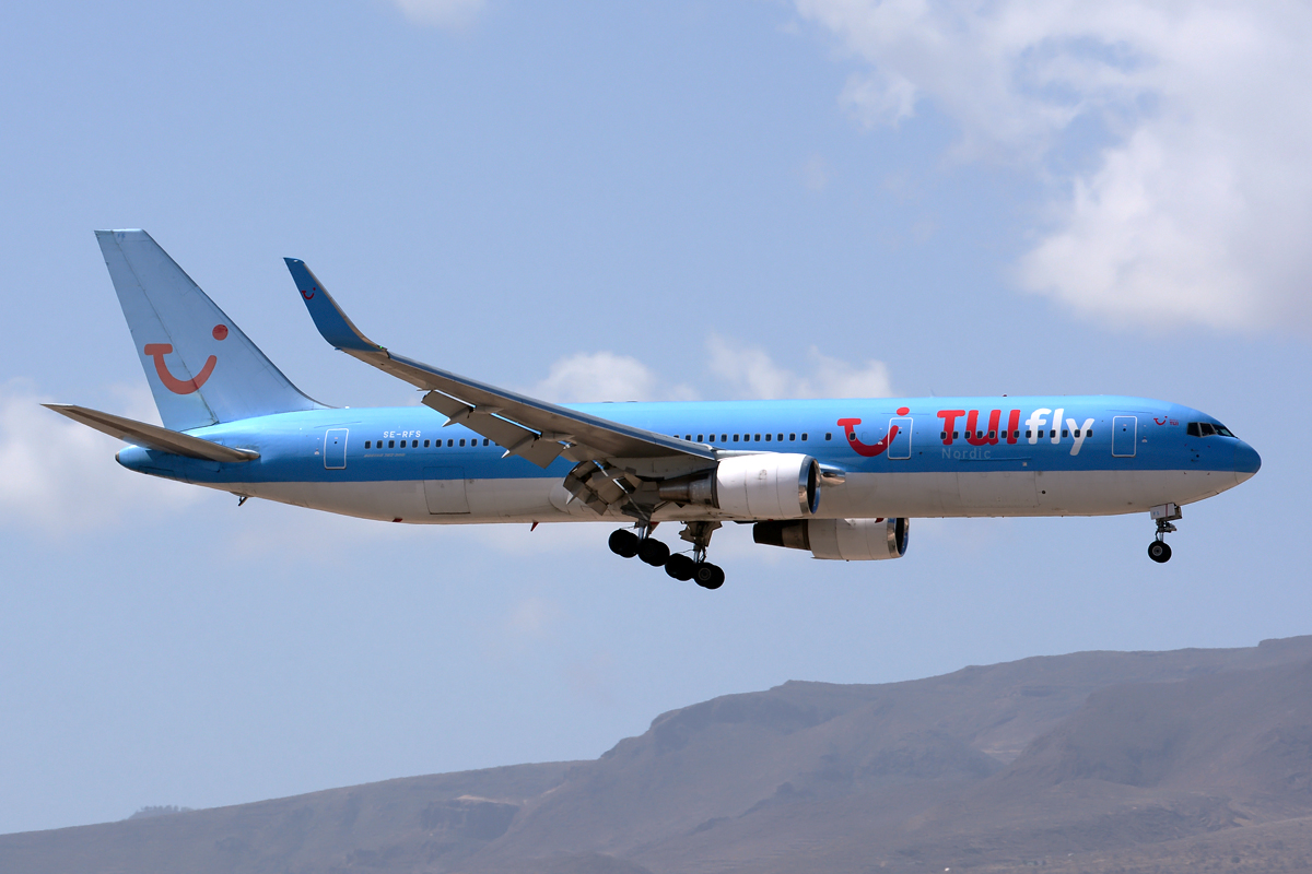 SE-RFS · Boeing 767-304/ER(WL) · (LPA / GCLP)