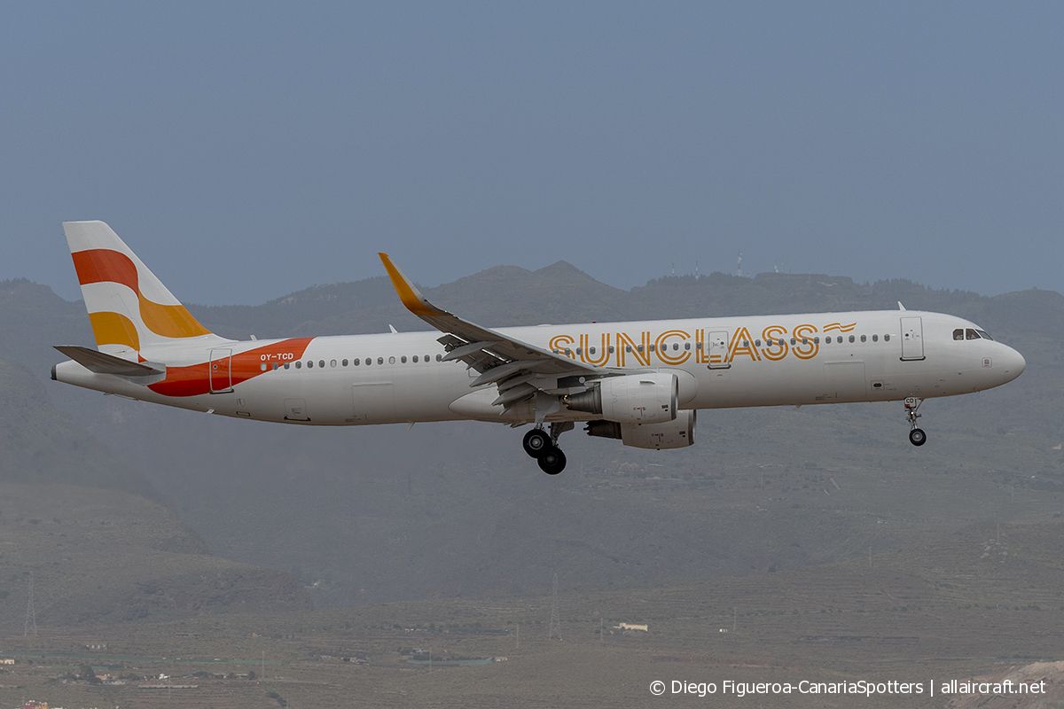 OY-TCD (6314) 2014 Airbus A321-211(WL)
