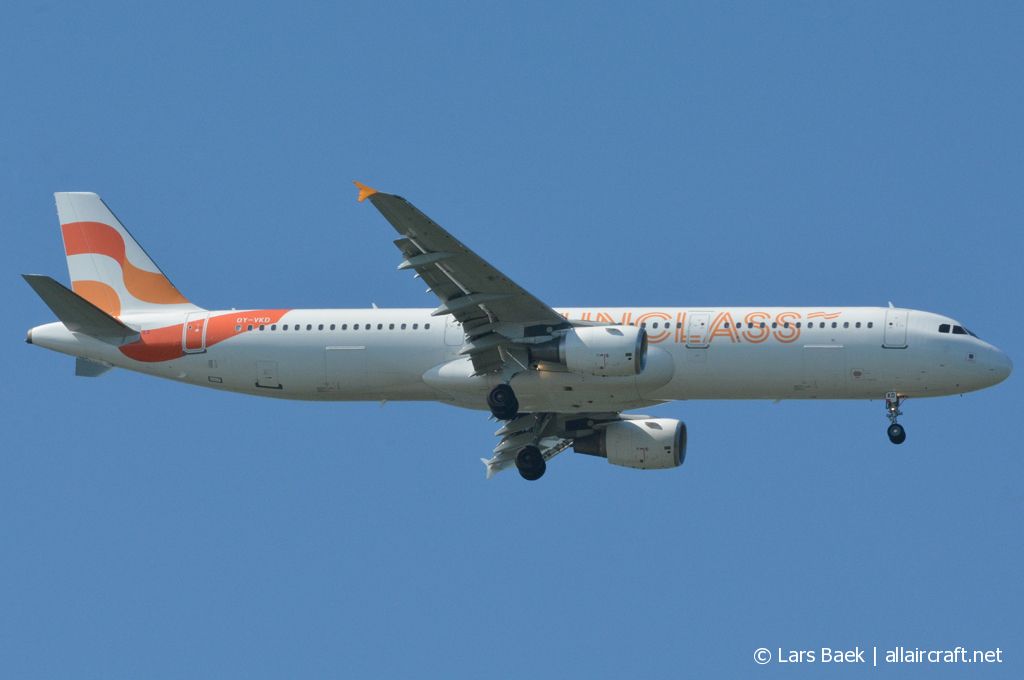 OY-VKD · Airbus A321-211 · (CPH / EKCH)