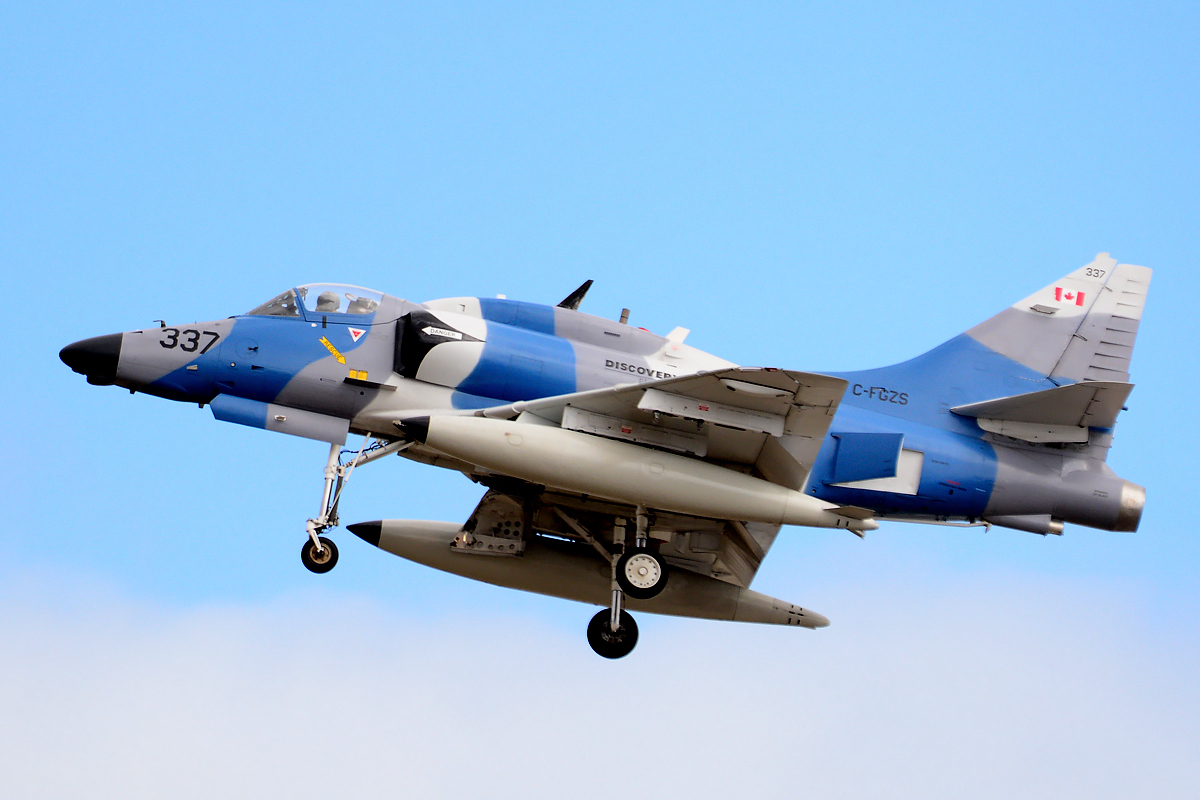 C-FGZS · McDonnell Douglas A-4N Skyhawk · (LPA / GCLP)